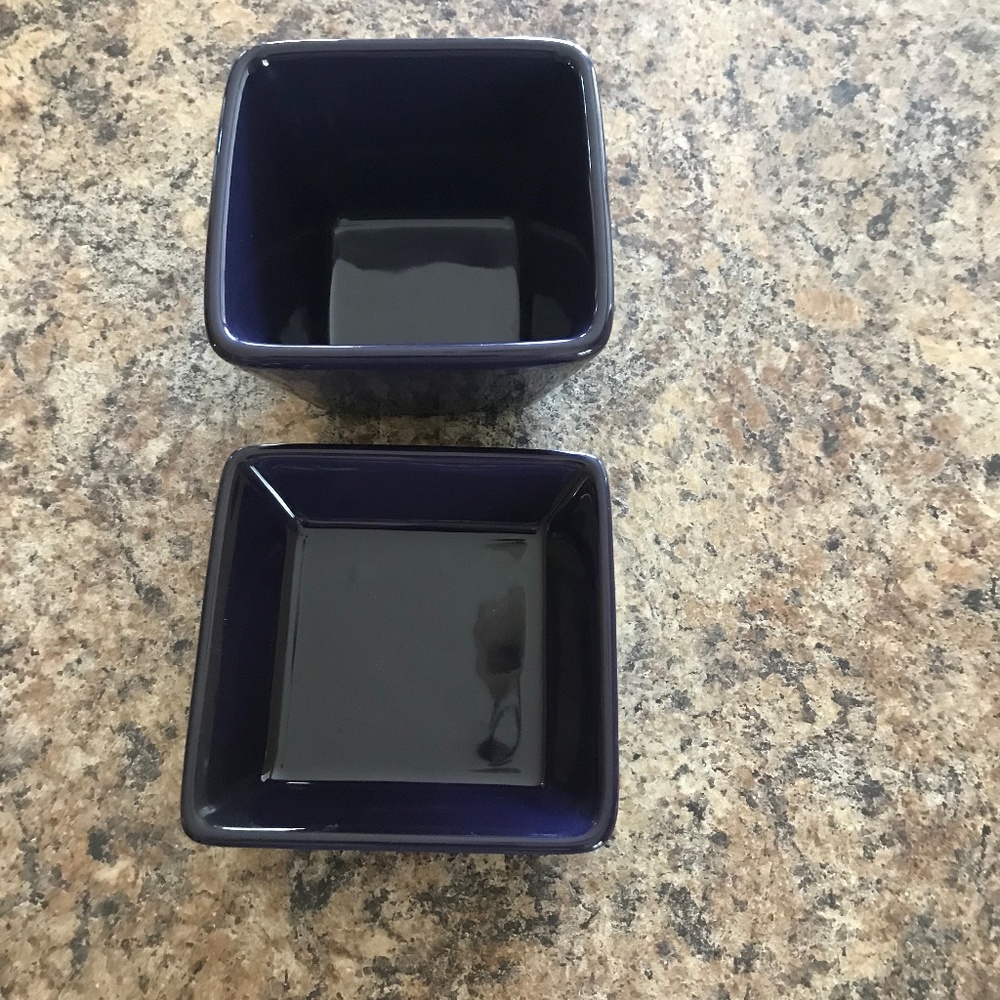 Pampered Chef Simple Additions Sauce Bowl Purple
